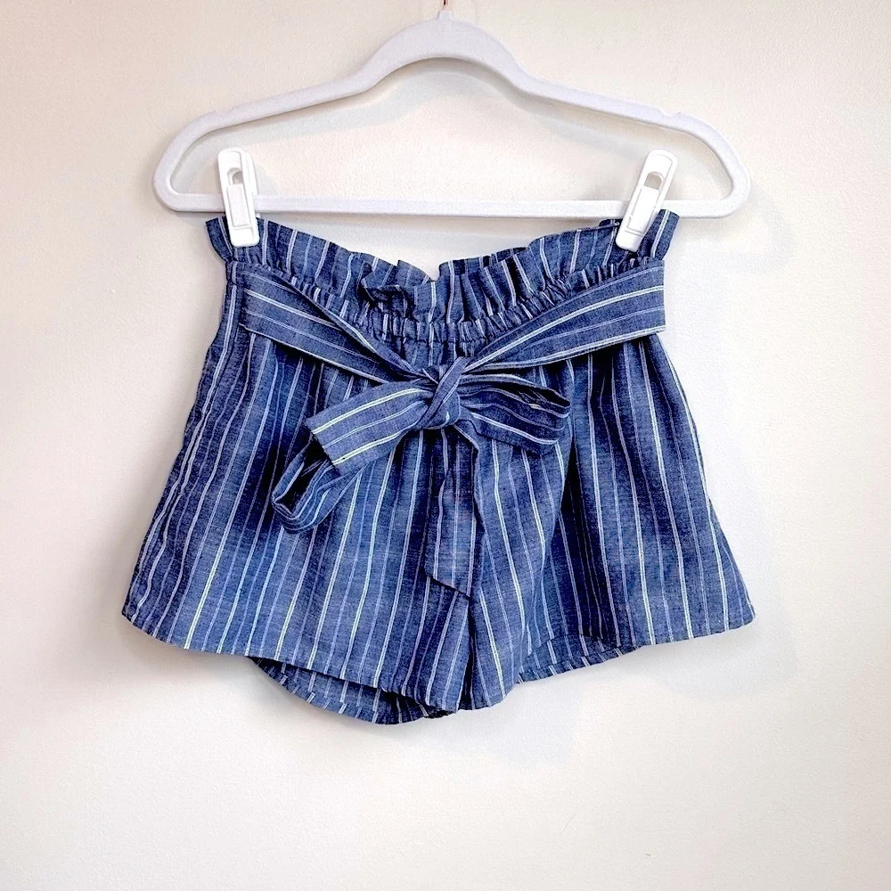 Love Tree High Waist Blue and White Stripe Paper Bag Shorts Size Medium NWOT - Picture 9 of 10
